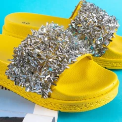 Royalfashion Żółte klapki damskie z cyrkoniami Onesti
