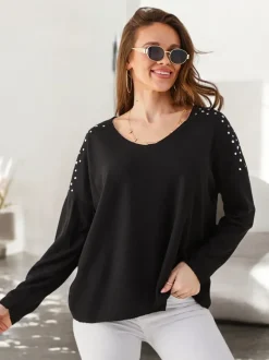 Royalfashion Wiskozowy cienki damski sweterek z cyrkoniami na ramionach