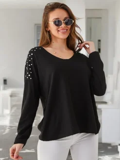 Royalfashion Wiskozowy cienki damski sweterek z cyrkoniami na ramionach