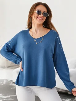 Royalfashion Wiskozowy cienki damski sweterek z cyrkoniami na ramionach