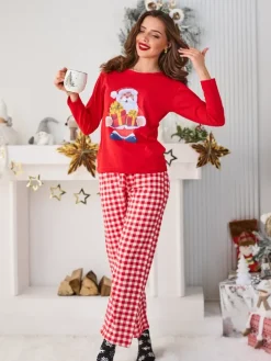 Royalfashion Świąteczna bawełniana piżama damska Santa Claus Is Coming