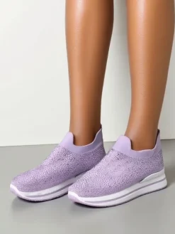 Royalfashion Wsuwane damskie buty sportowe z cyrkoniami Adeq