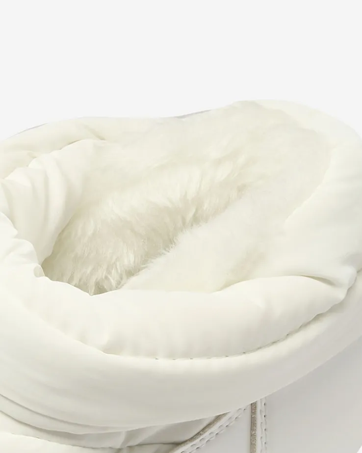 Royalfashion Wsuwane śniegowce damskie w białym kolorze Ademra