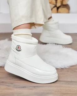 Royalfashion Wsuwane śniegowce damskie w białym kolorze Ademra