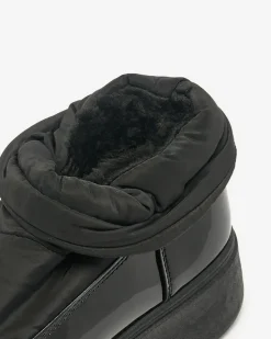 Royalfashion Wsuwane śniegowce damskie w czarnym kolorze Ademra