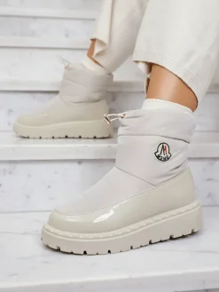 Royalfashion Wsuwane śniegowce damskie w kremowym kolorze Ireda