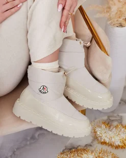 Royalfashion Wsuwane śniegowce damskie w kremowym kolorze Ireda