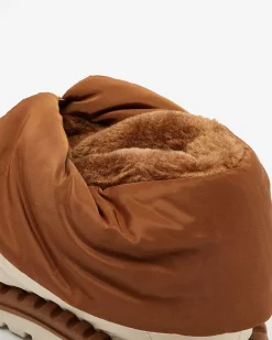 Royalfashion Wsuwane śniegowce damskie w kolorze beżowym Nevonsis