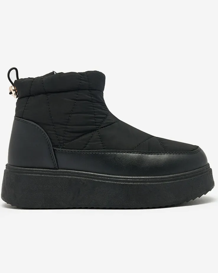 Royalfashion Wsuwane śniegowce damskie w czarnym kolorze Armeda