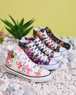 Royalfashion Wysokie czarne trampki damskie z printem w kwiaty Fahenna