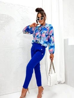 Royalfashion Wzorzysta bluzka z kokardą