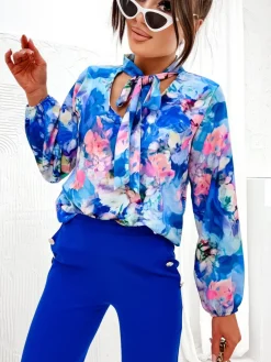 Royalfashion Wzorzysta bluzka z kokardą