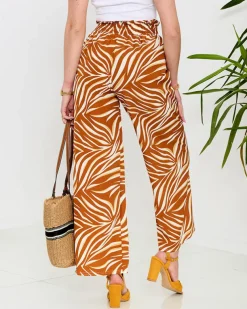 Royalfashion Wzorzyste spodnie damskie typu palazzo w kolorze camelowym