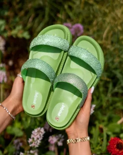 Royalfashion Zielone damskie klapki z cyrkoniami Sparkle Sliders
