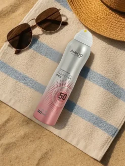 Sadoer Krem przeciwsłoneczny w sprayu 50 SPF