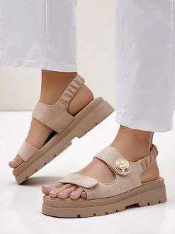 Sandały damskie beżowe Royalfashion Callista na platformie z zamszu