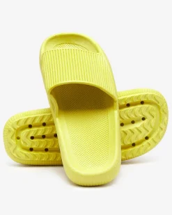 Zielone gumowe klapki z tłoczeniem Torika - Obuwie